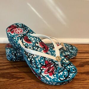 Tory Burch Wedge Flip Flops Size 8M